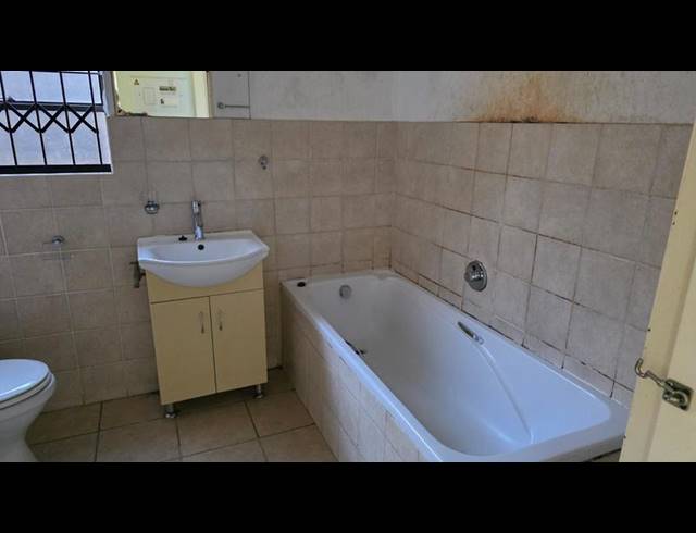 2 BEDROOM TOWNHOUSE FOR SALE IN GEORGINIA